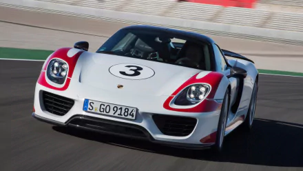 HD PC desktop wallpaper and background: white Porsche 918 Spyder race car (#3) speeding along a racetrack.