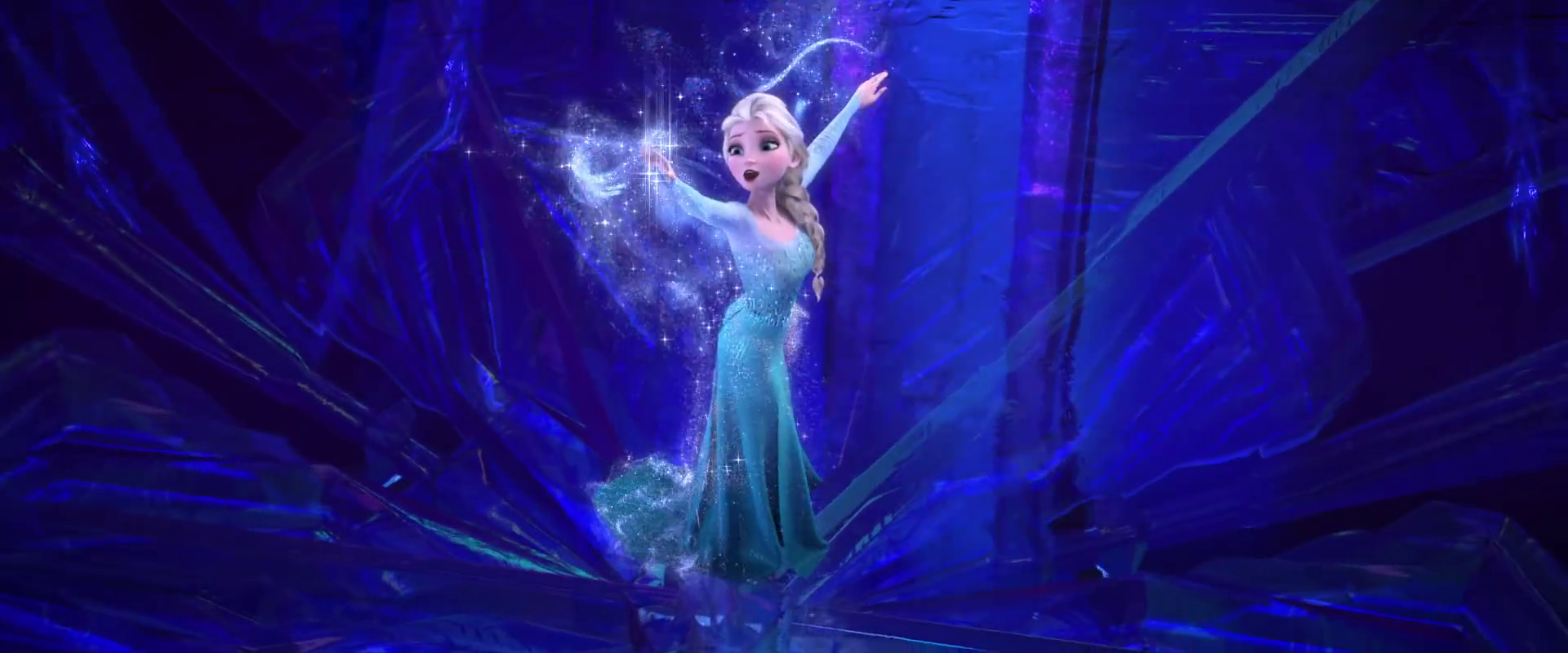 Elsa from Frozen HD Wallpaper: Magic and Majesty