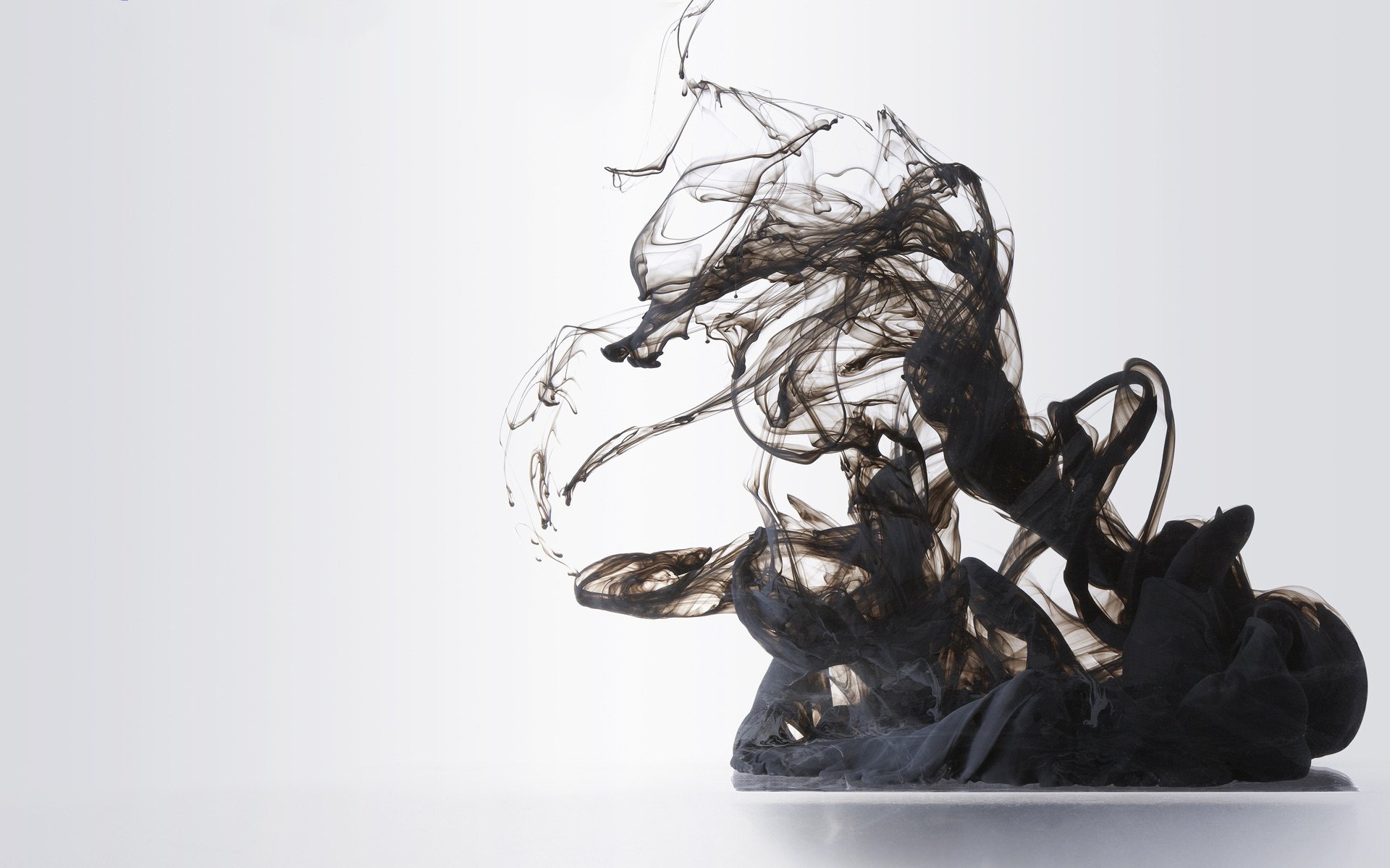 Download Abstract Smoke HD Wallpaper