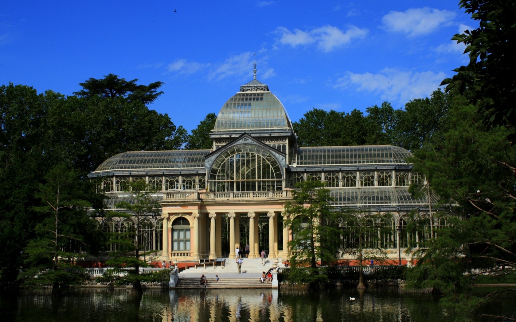 Download Man Made Palacio De Cristal Wallpaper