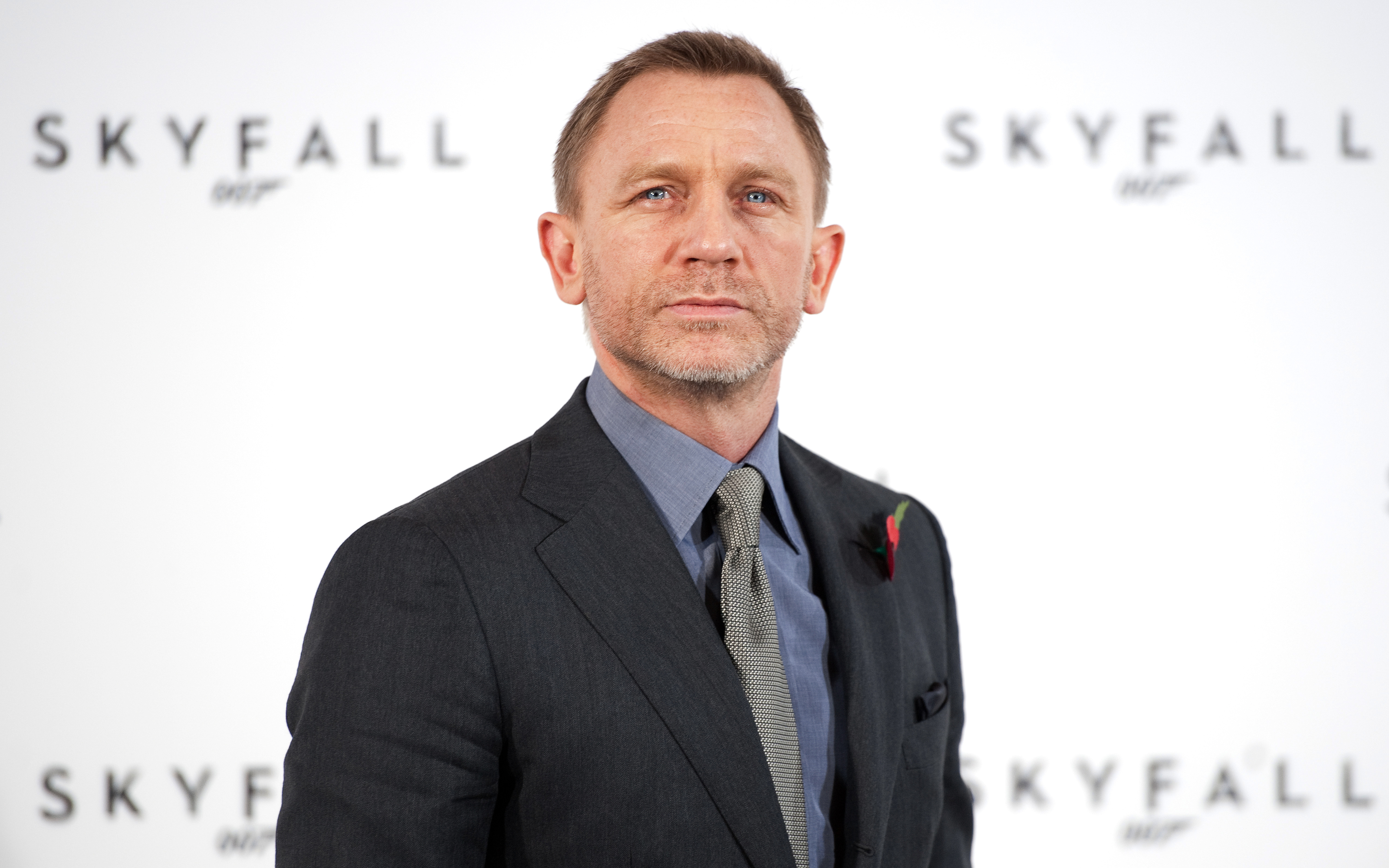 Celebrity Daniel Craig HD Wallpaper | Background Image
