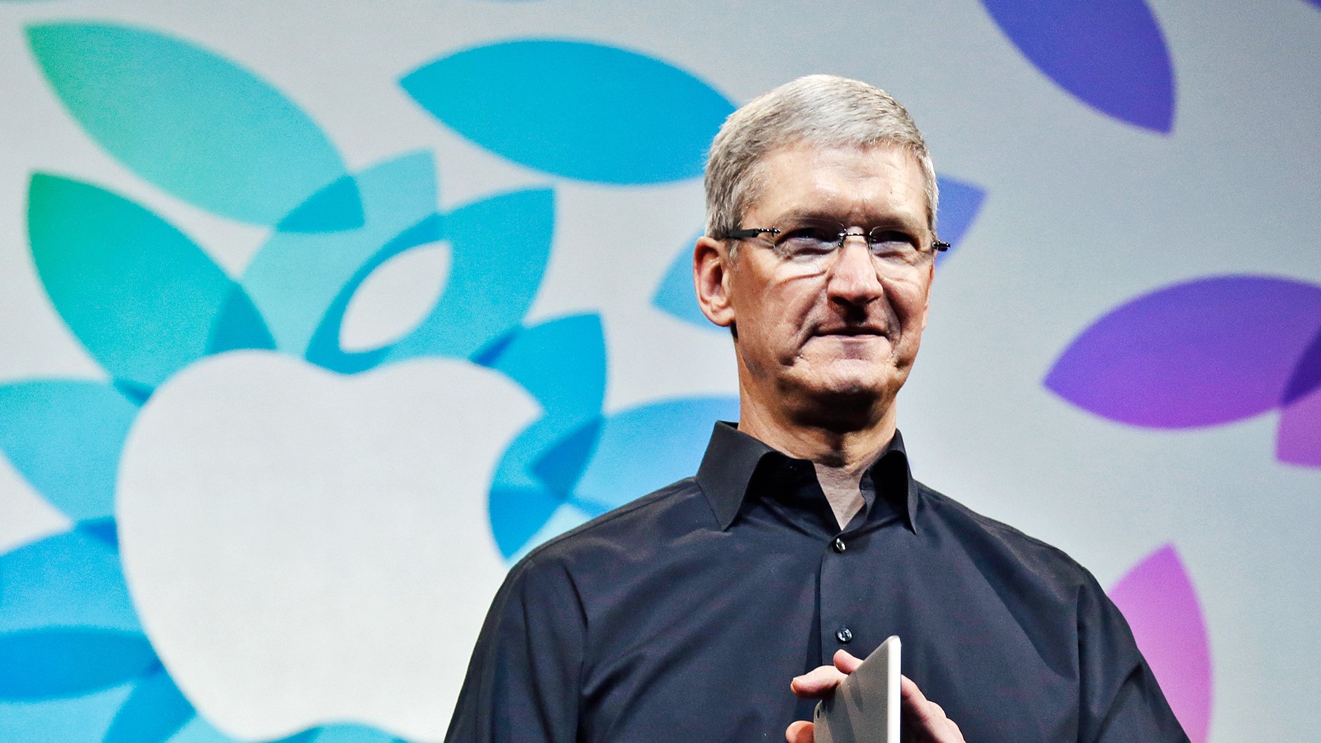 Hãy cùng đón xem hình ảnh về Tim Cook - người đứng đầu tập đoàn công nghệ nổi tiếng Apple và nhật báo Time đánh giá là một trong những nhân vật quyền lực nhất thế giới. Với phong cách lãnh đạo táo bạo và sáng suốt, Tim Cook đã đưa Apple vượt qua nhiều thử thách và tiến đến thành công lớn.