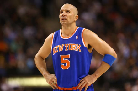 HD desktop wallpaper of Jason Kidd in a New York Knicks jersey, looking upwards with a focused expression.