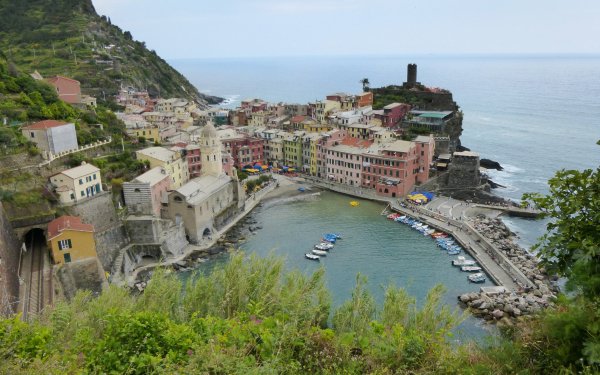 Man Made Vernazza Towns Italy Cinque Terre Liguria Bay HD Wallpaper | Background Image