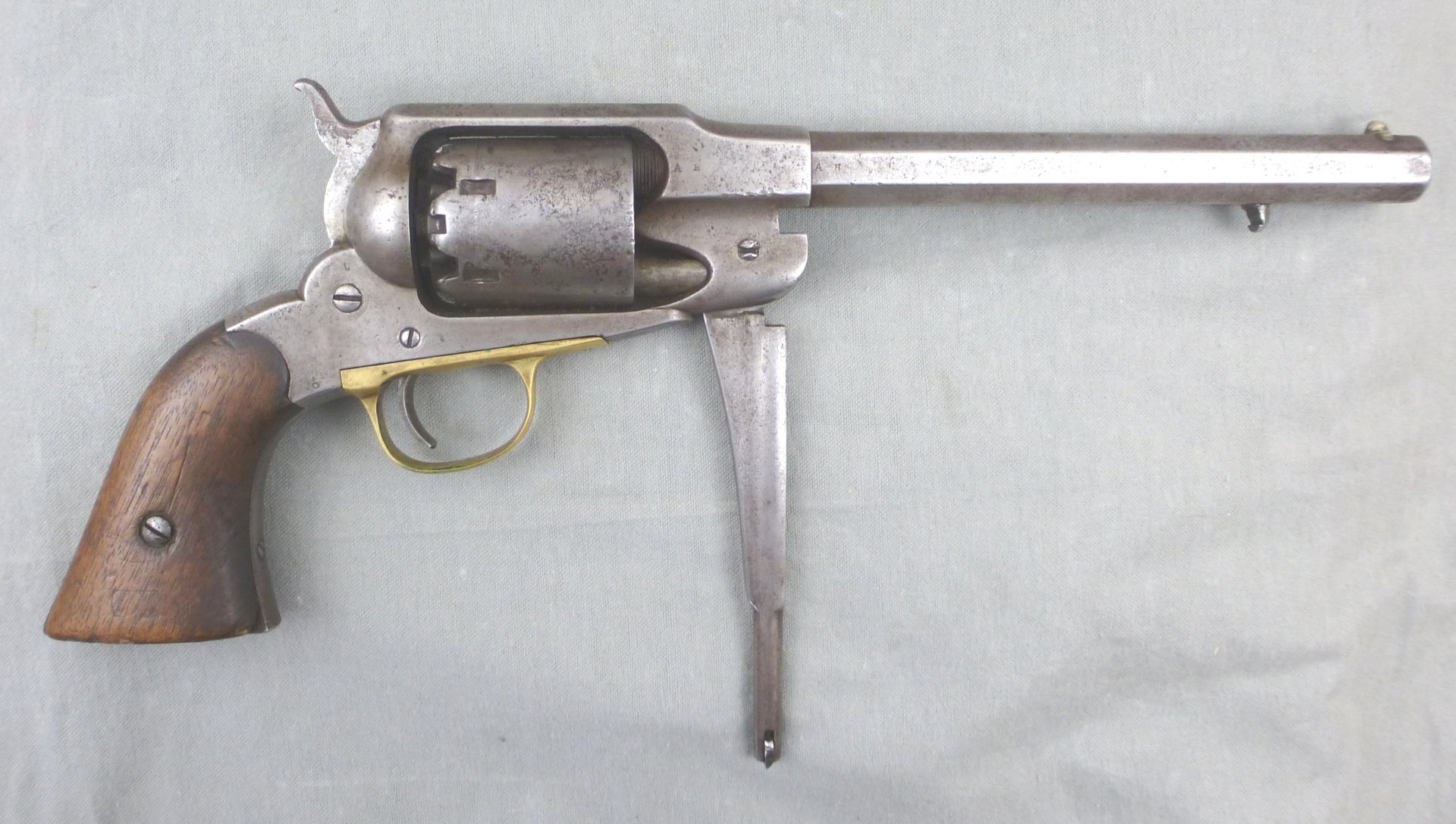 Download Man Made Revolver HD Wallpaper