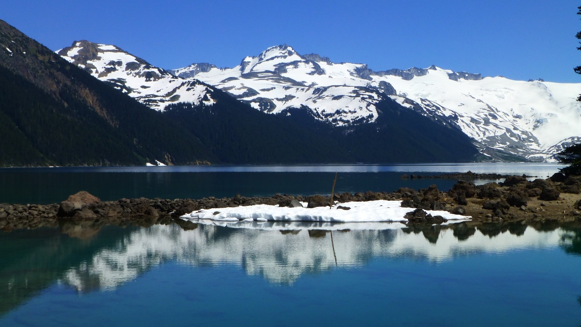 Download Nature Garibaldi Lake HD Wallpaper