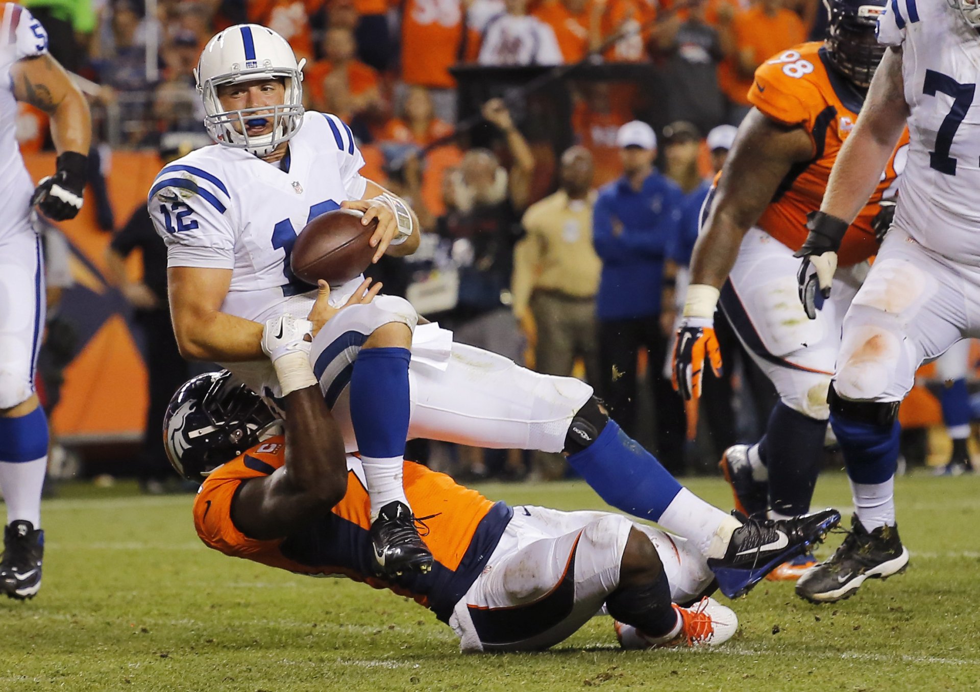 Download Denver Broncos Sports HD Wallpaper