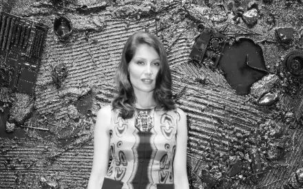 model French Celebrity Laetitia Casta HD Desktop Wallpaper | Background Image