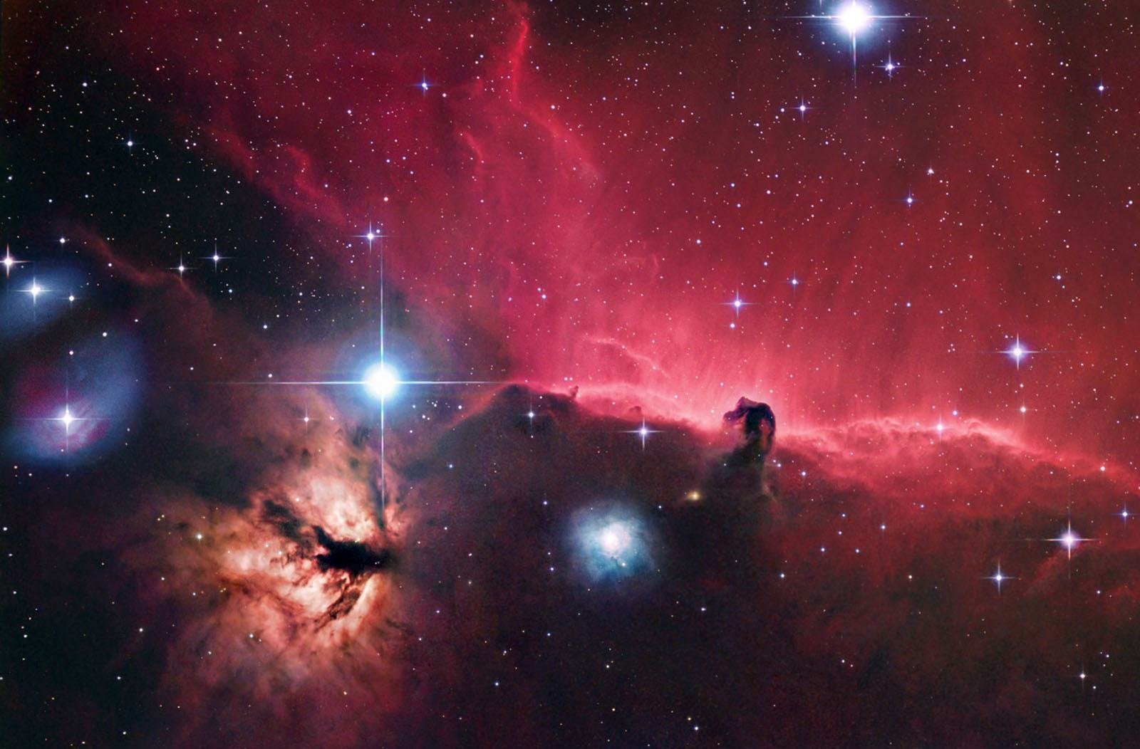 HD PC desktop wallpaper featuring a vivid red nebula and sparkling stars in a sci-fi galaxy scene.