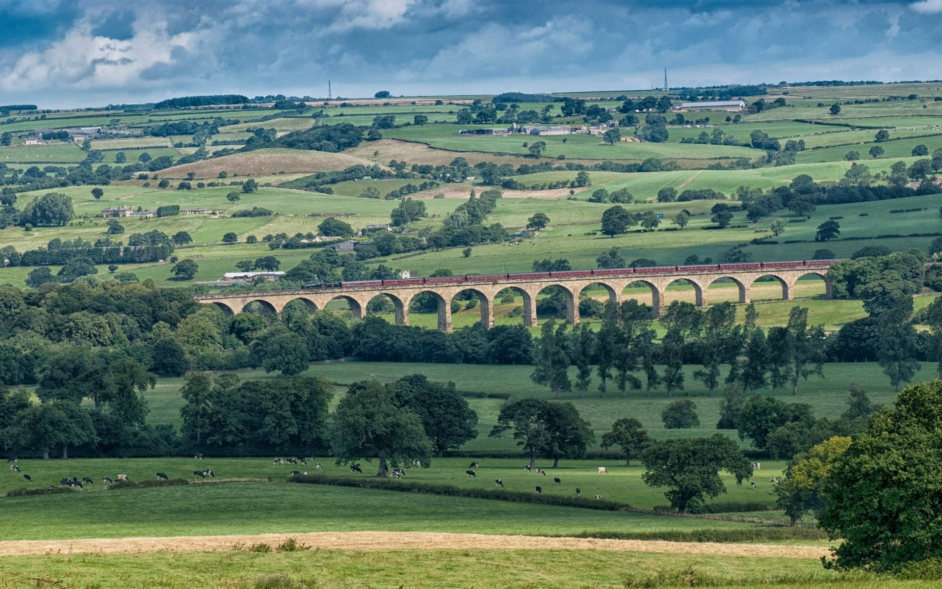 Download Man Made Arthington Viaduct HD Wallpaper