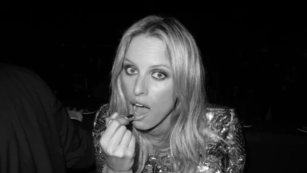 model Czech Celebrity Karolína Kurková HD Desktop Wallpaper | Background Image