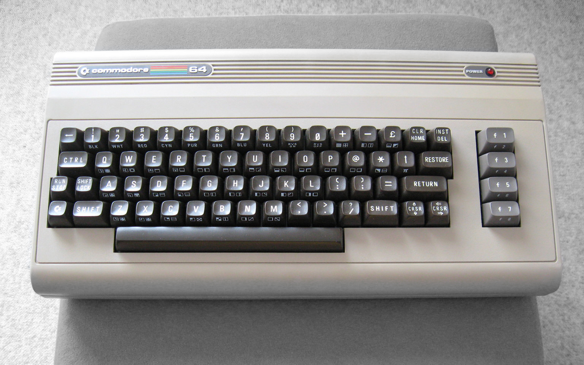 Technology Commodore 64 HD Wallpaper | Background Image