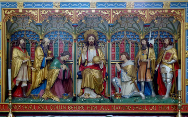 Religious polychrome sculpted scene of Christ enthroned with attendants at Wells Cathedral — detailed 2K Quad HD PC desktop wallpaper/background.