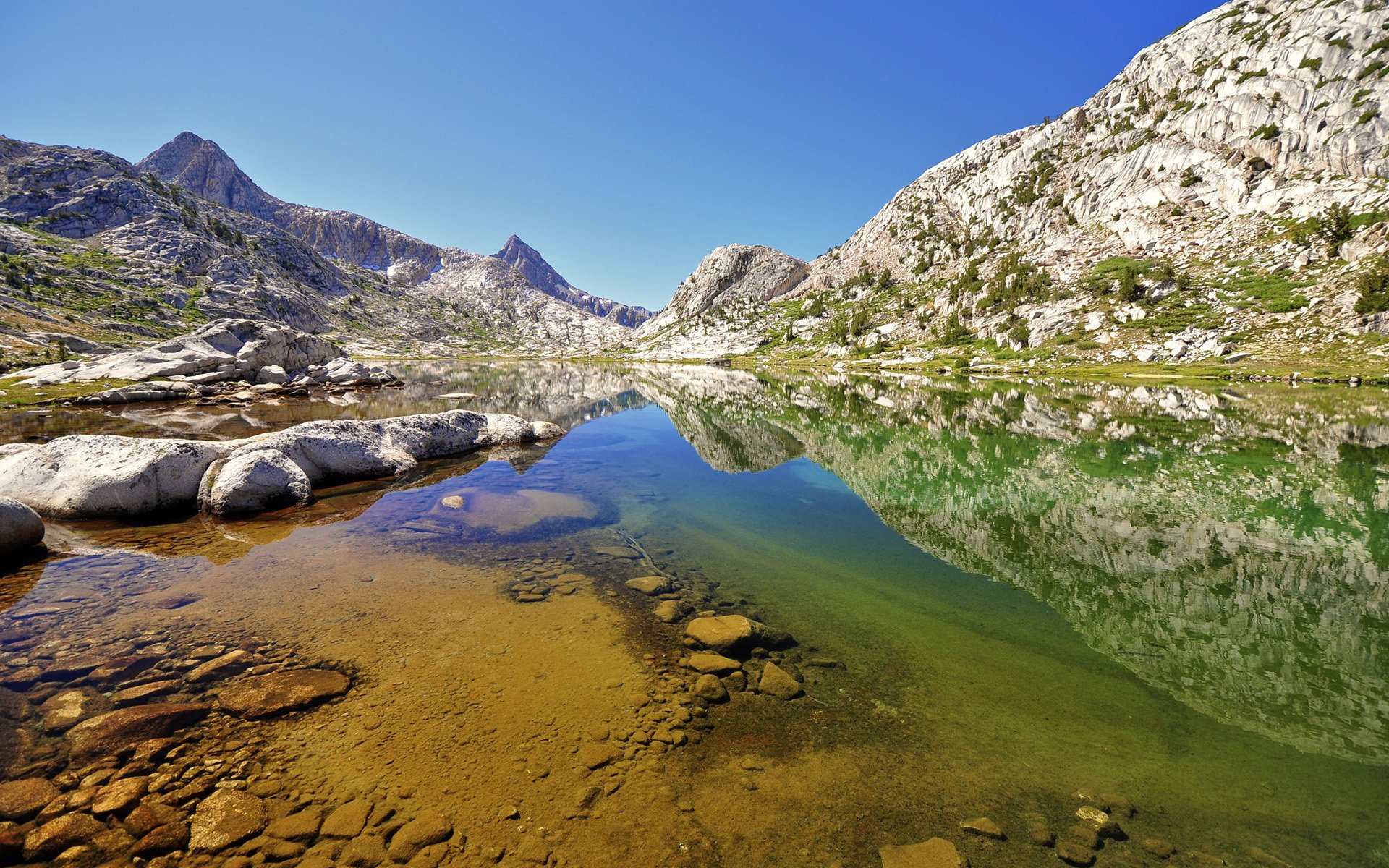 Download Nature Reflection HD Wallpaper