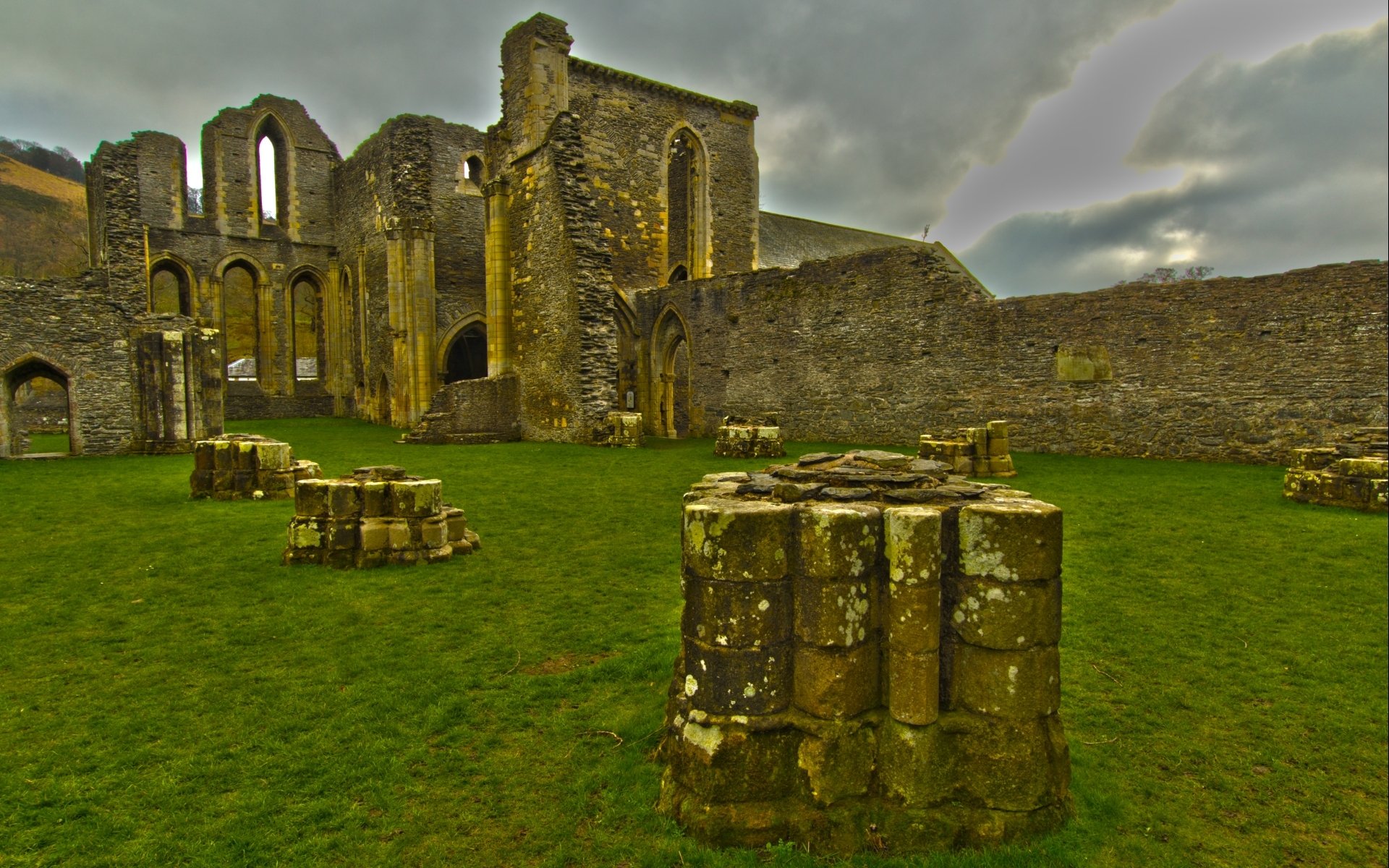 Download Religious Valle Crucis Abbey HD Wallpaper