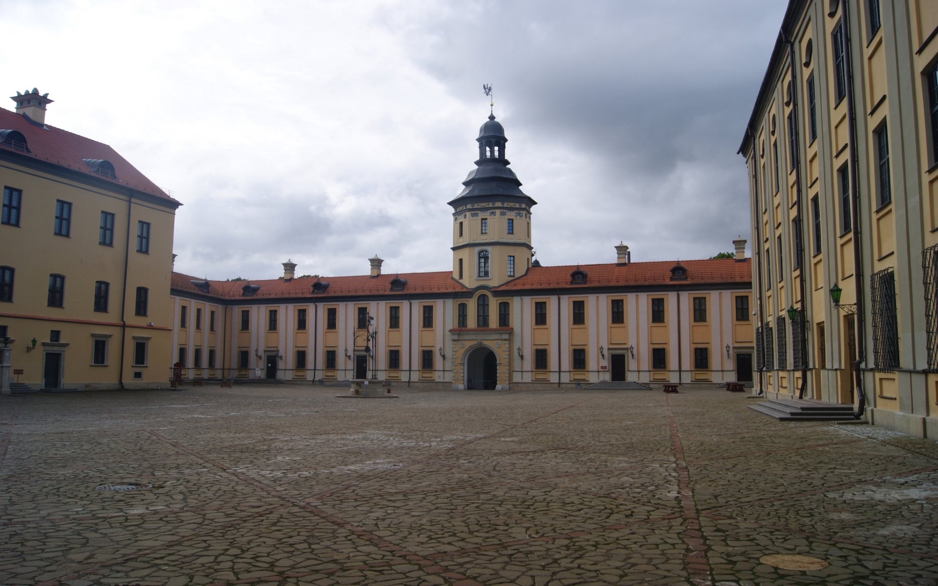 Download Man Made Nesvizh Castle HD Wallpaper