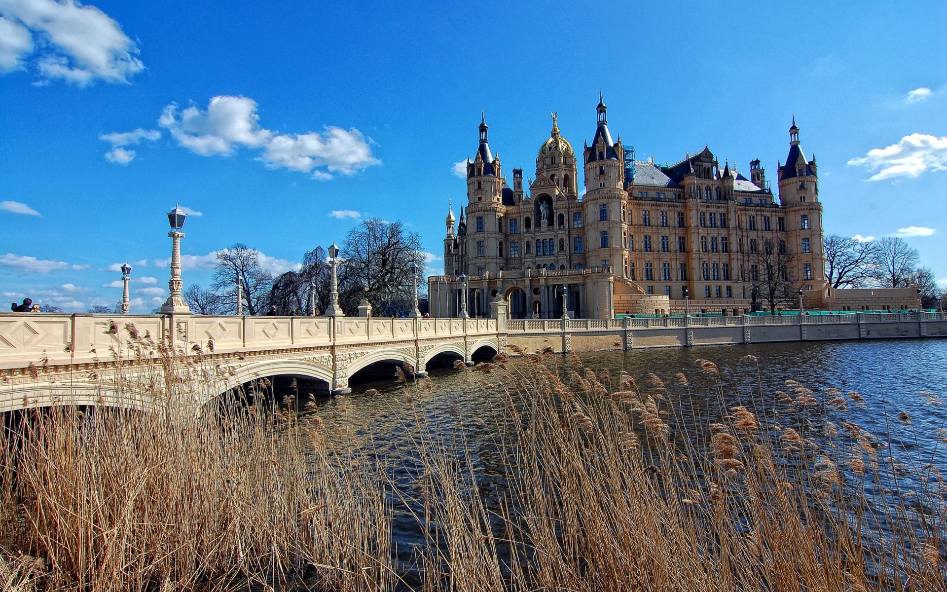 Download Man Made Schwerin Palace HD Wallpaper