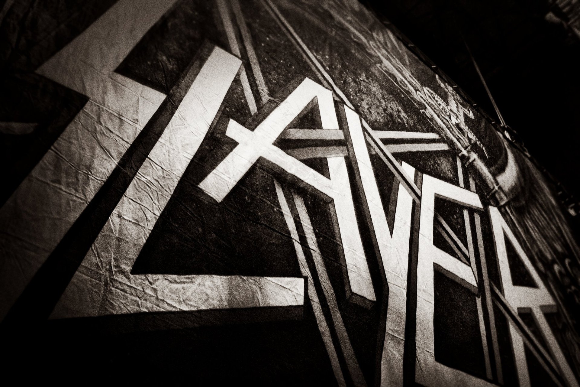 Slayer court graffik. Slayer Band. Лого группы Slayer. Slayer обои на рабочий стол. Slayer надпись.