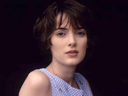 Celebrity Winona Ryder HD Desktop Wallpaper | Background Image