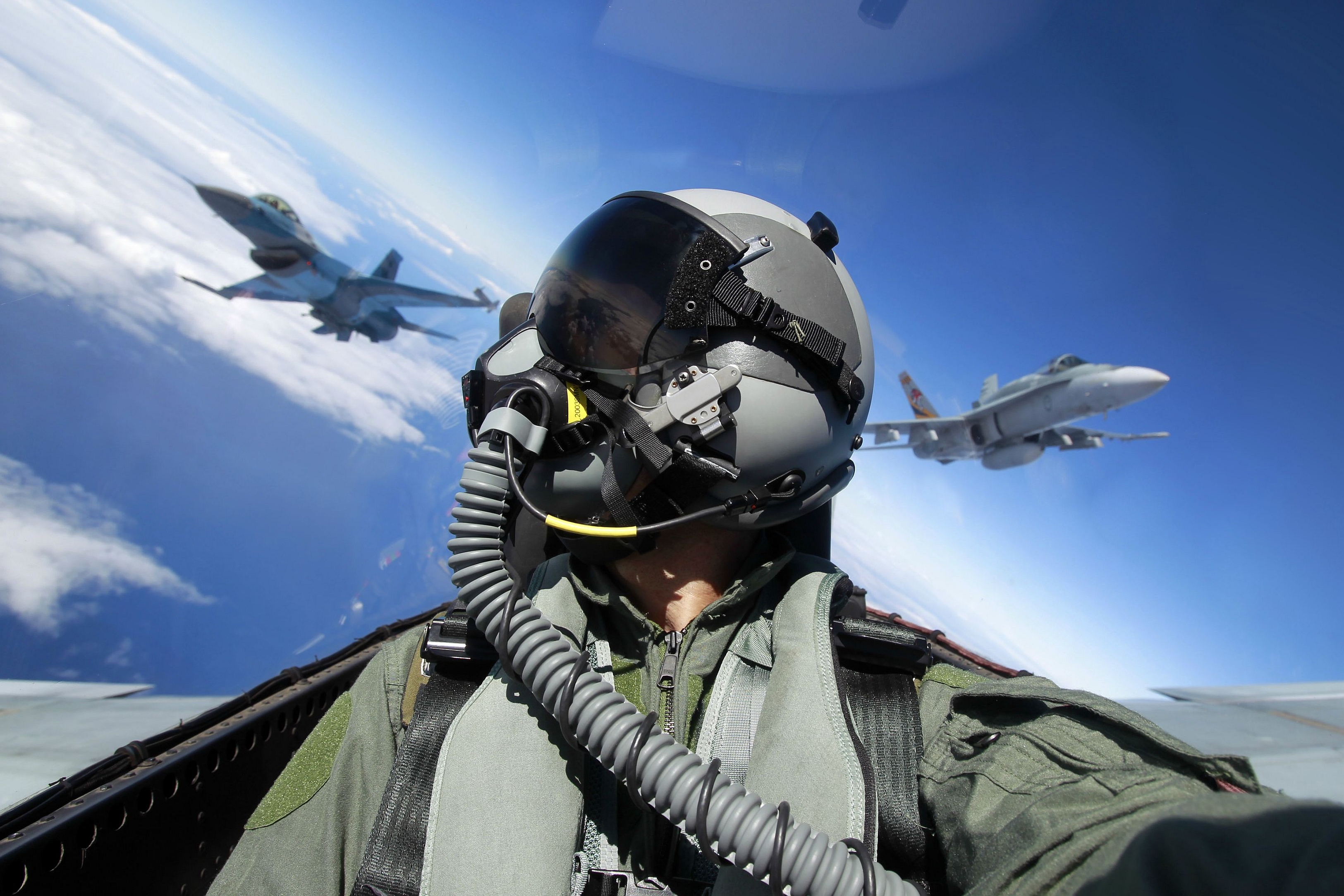 Military Pilot HD Wallpaper | Background Image