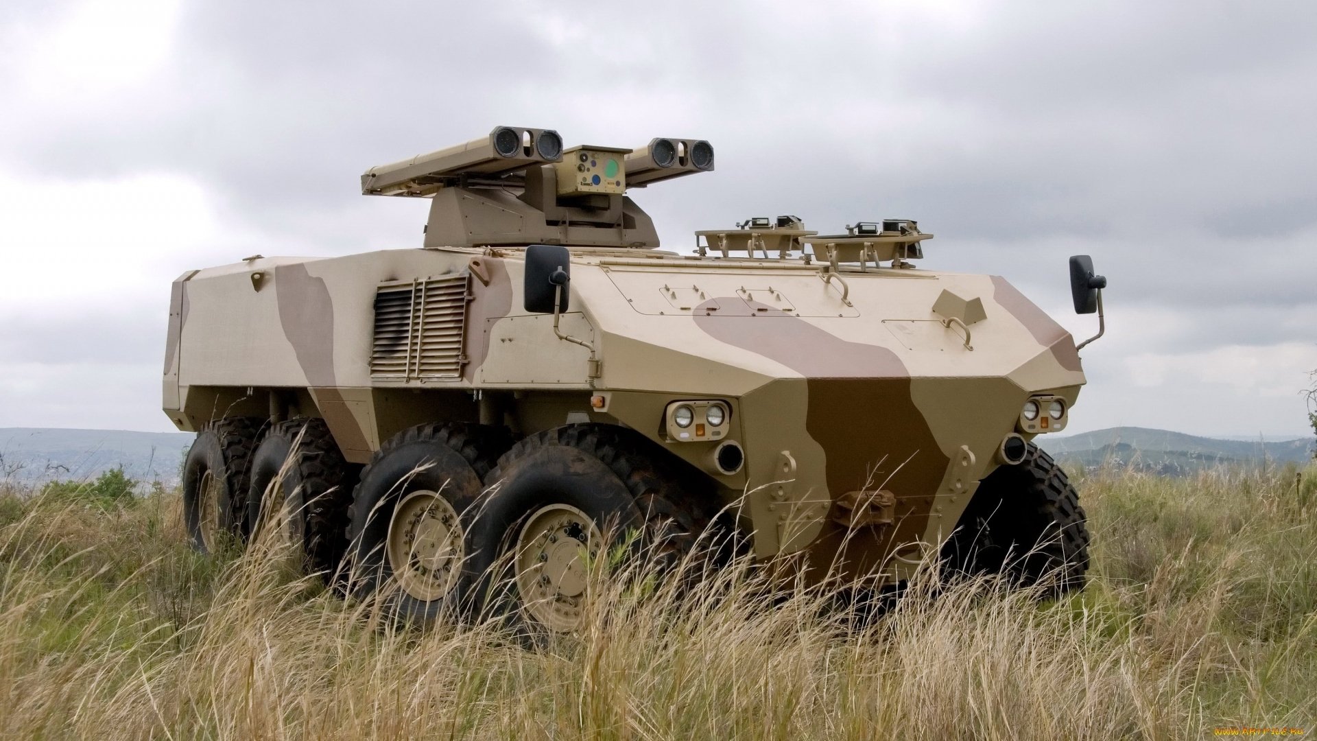 Download Vehicle Armored Personnel Carrier Military Rg41 Hd Wallpaper