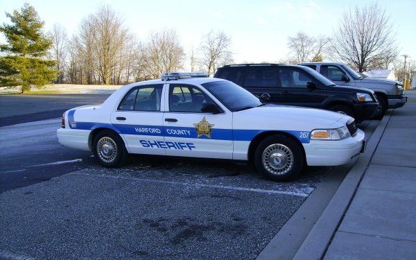 Vehicles Police HD Wallpaper | Background Image