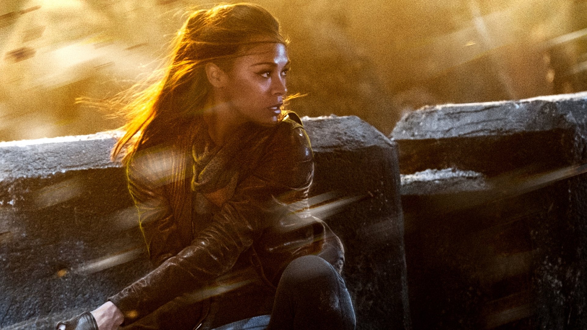 HD PC desktop wallpaper featuring a dramatic scene from the movie Star Trek Into Darkness with a focused character set against a glowing background.