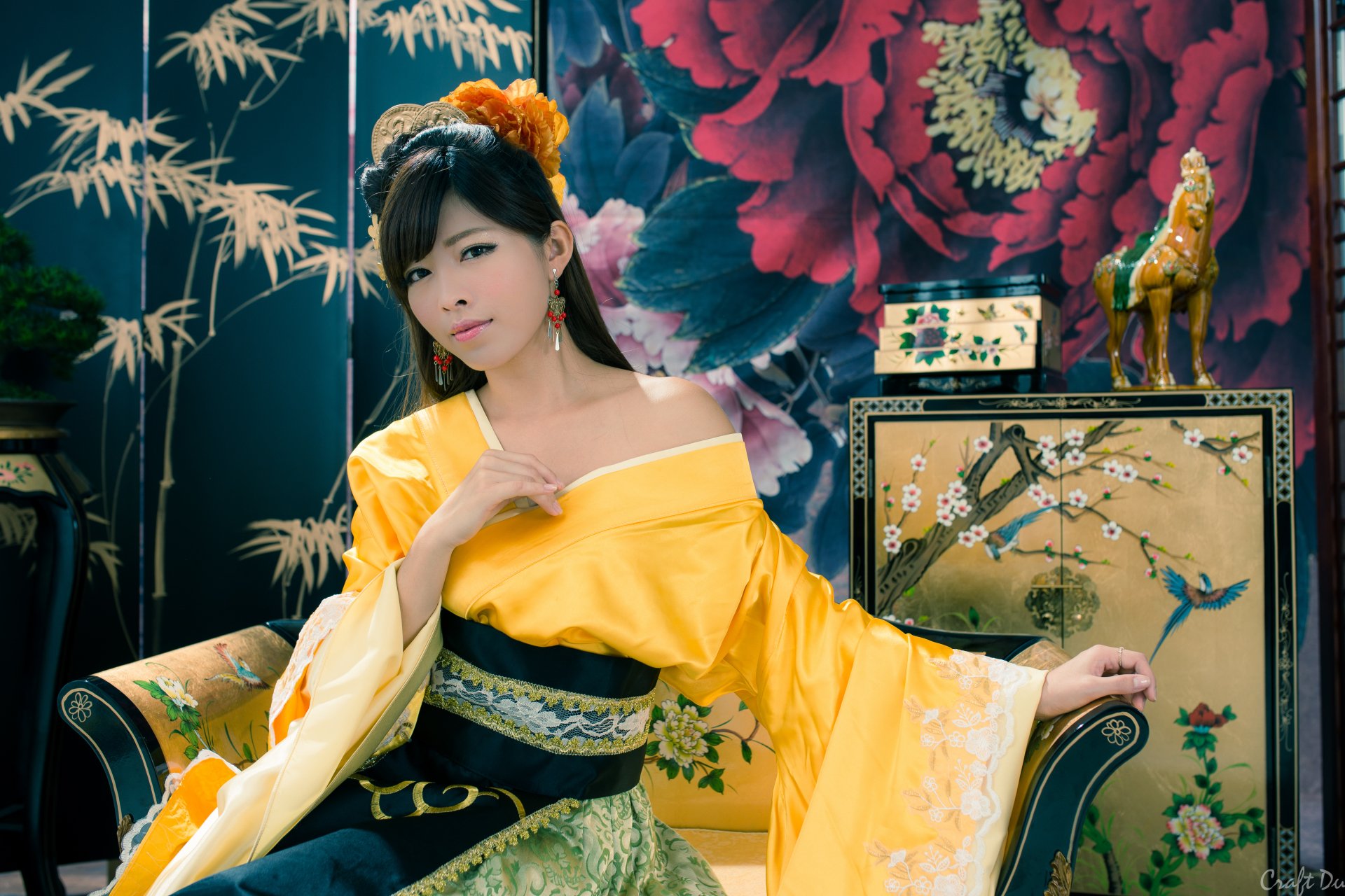 Download Armchair Flower Hair-dress Traditional Costume Taiwanese Asian ...