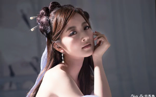 earrings hairpin hair-dress Chinese Taiwanese asian woman Mikako Zhang Kaijie HD Desktop Wallpaper | Background Image