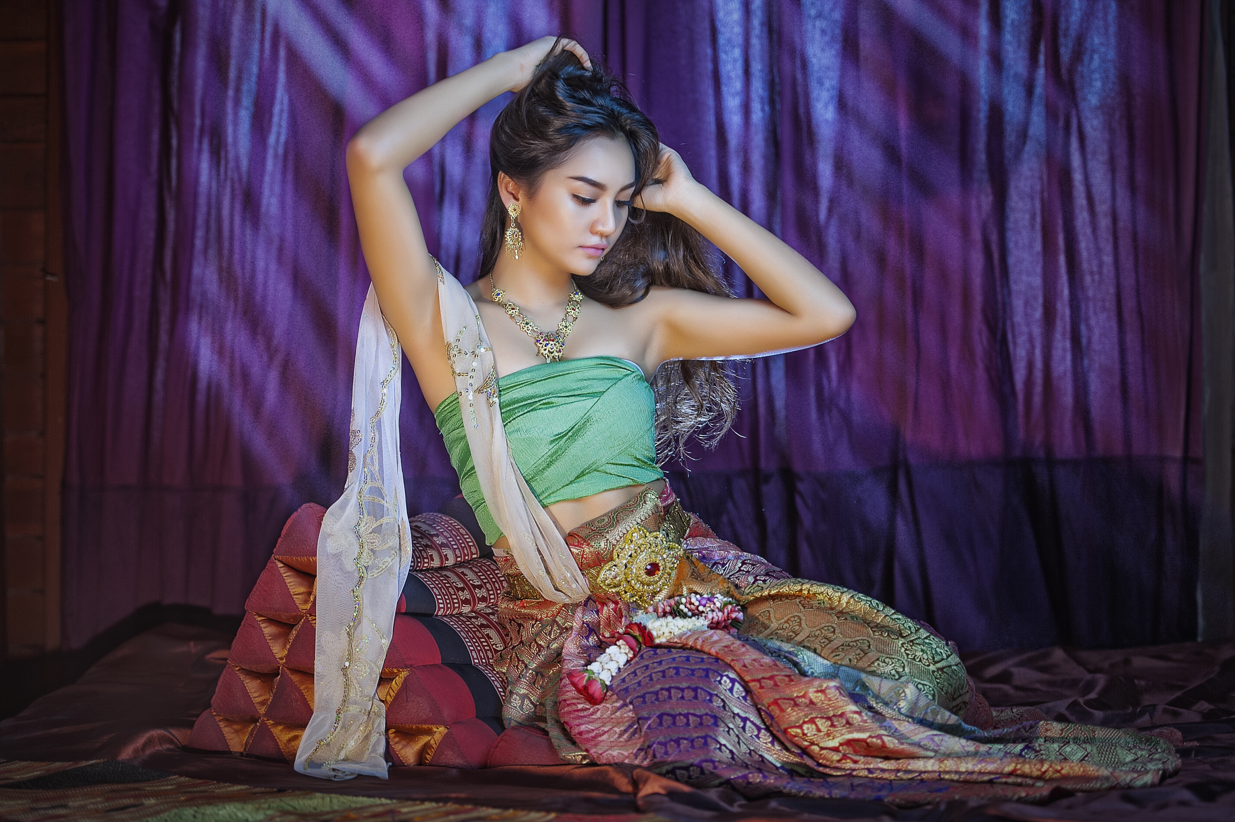 Thai traditional costume by Sakrapee Nopparat
