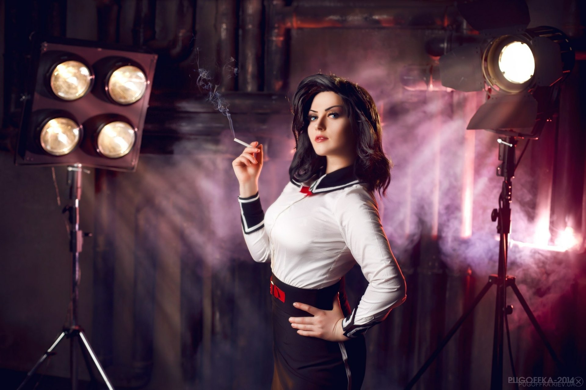 HD PC desktop wallpaper of a female character from BioShock Infinite: Burial at Sea — 1940s noir outfit, cigarette in hand, illuminated by studio lights in a smoky, cinematic set.