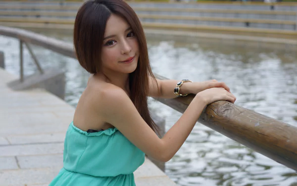 Hong Kong water dress bracelet portrait smile Taiwanese asian model Julie Chang woman Zhang Qi Jun HD Desktop Wallpaper | Background Image