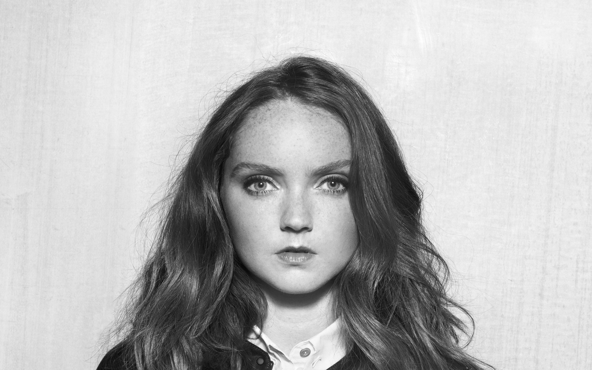 lily cole blonde hair