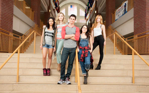 Bianca A Santos Skyler Samuels Bella Thorne Robbie Arnell Mae Whitman movie The DUFF HD Desktop Wallpaper | Background Image