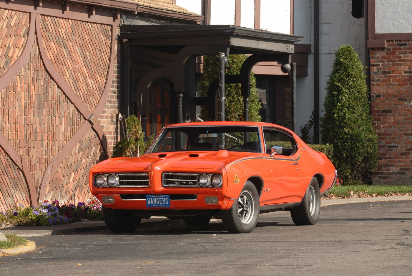 Download Vehicle Pontiac GTO Wallpaper