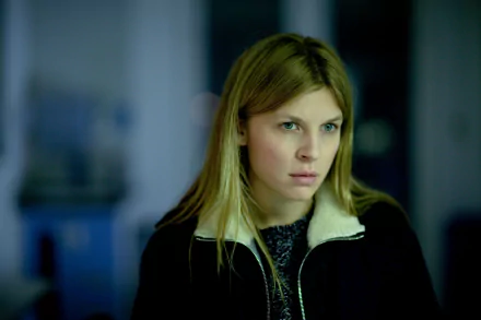 Clémence Poésy TV Show The Tunnel HD Desktop Wallpaper | Background Image