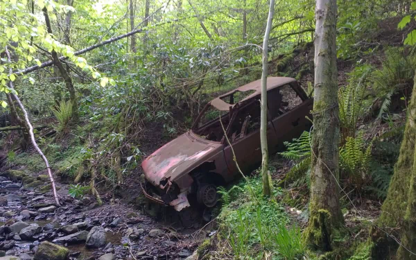 vehicle wreck HD Desktop Wallpaper | Background Image