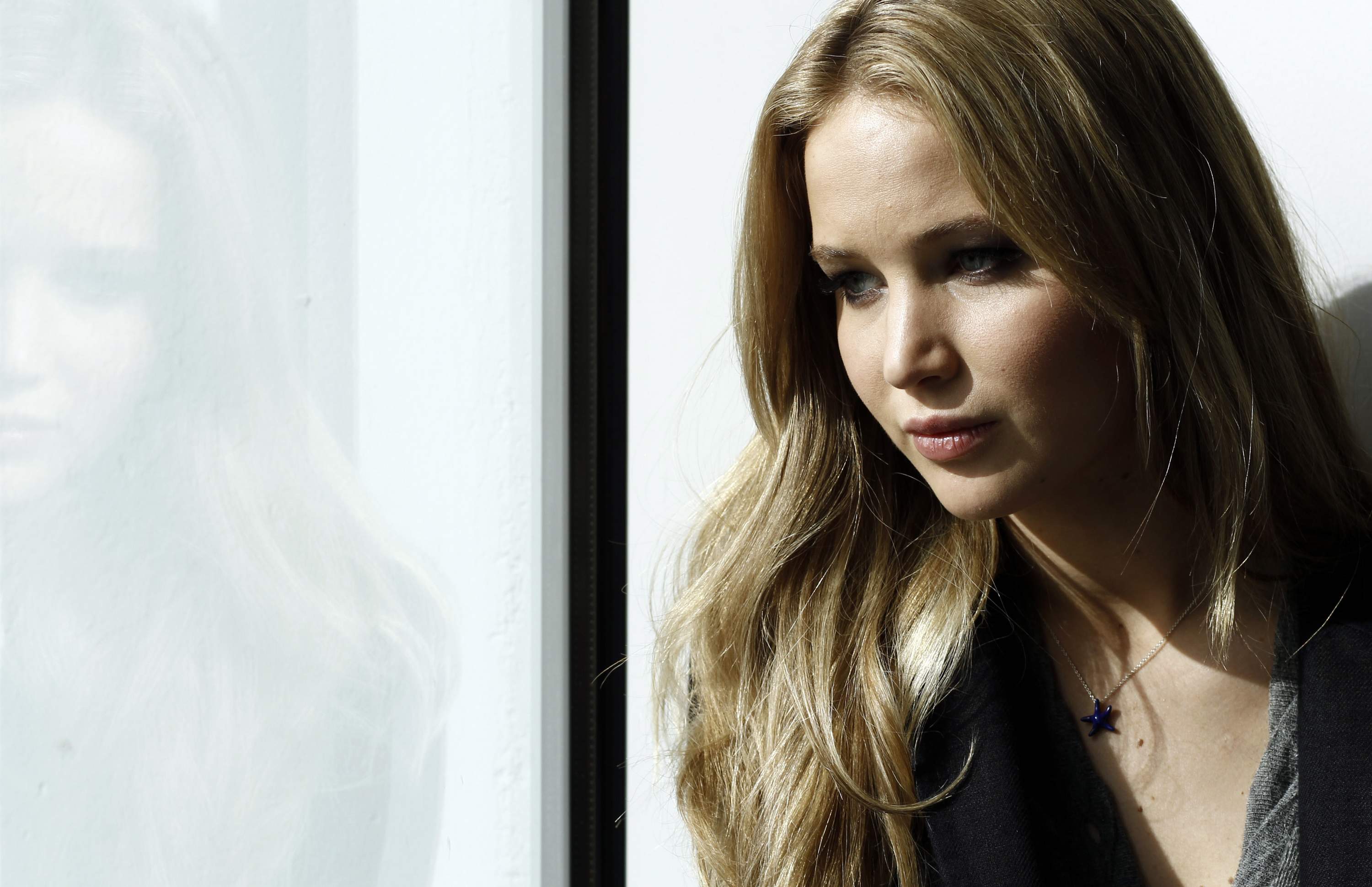 Celebrity Jennifer Lawrence HD Wallpaper