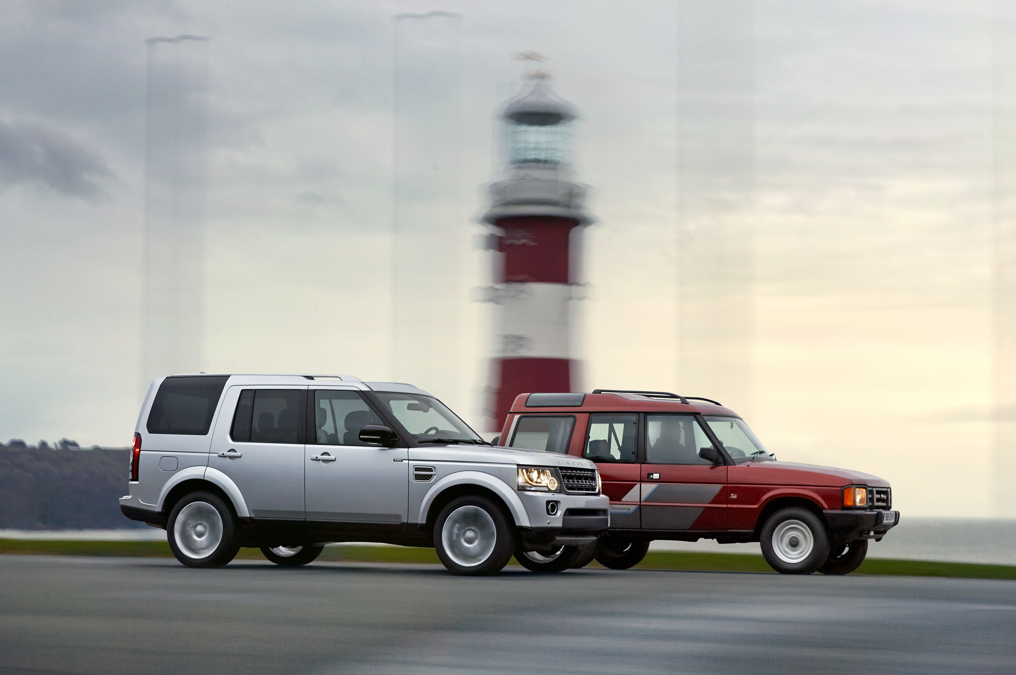 Vehicles Land Rover Discovery HD Wallpaper | Background Image