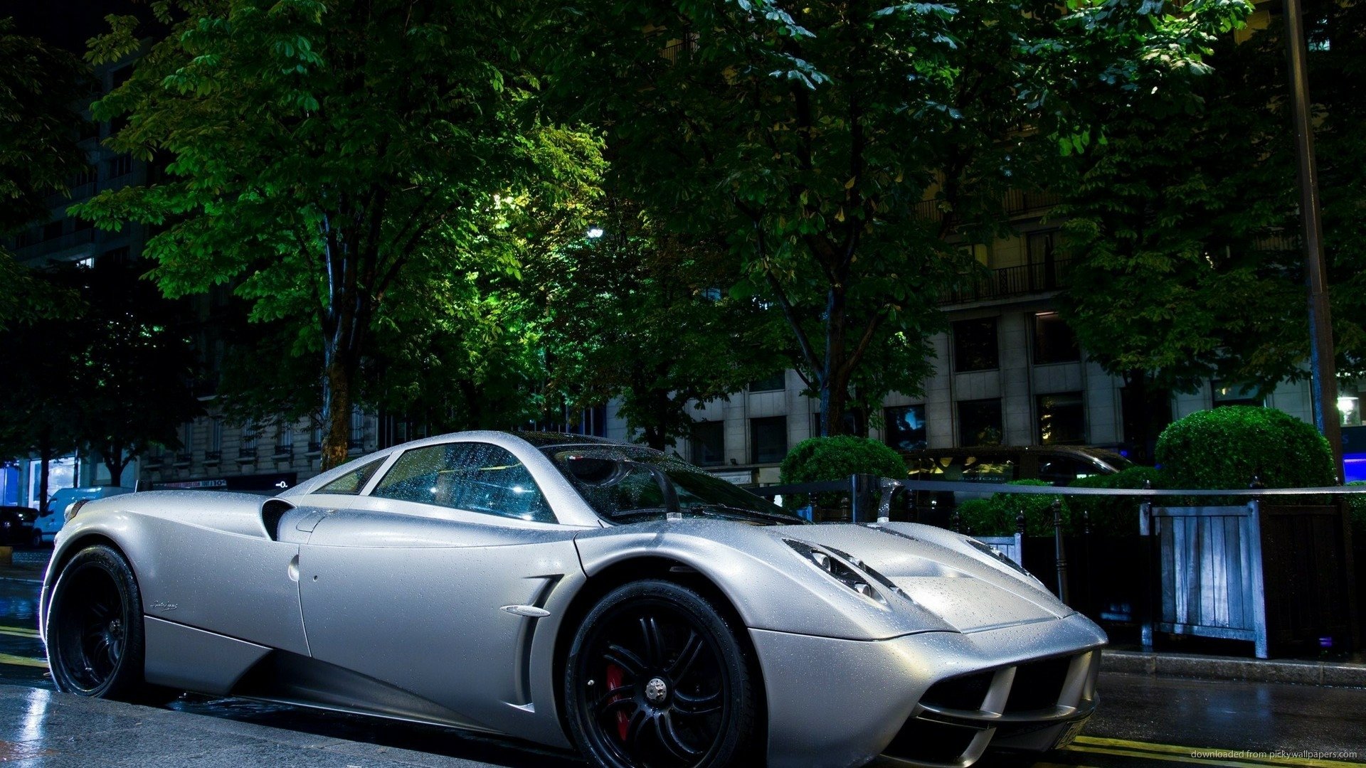 Download Vehicle Pagani Huayra HD Wallpaper