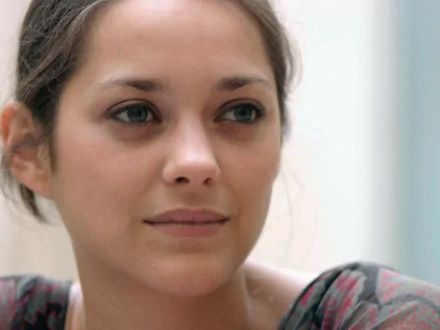 Celebrity Marion Cotillard HD Desktop Wallpaper | Background Image