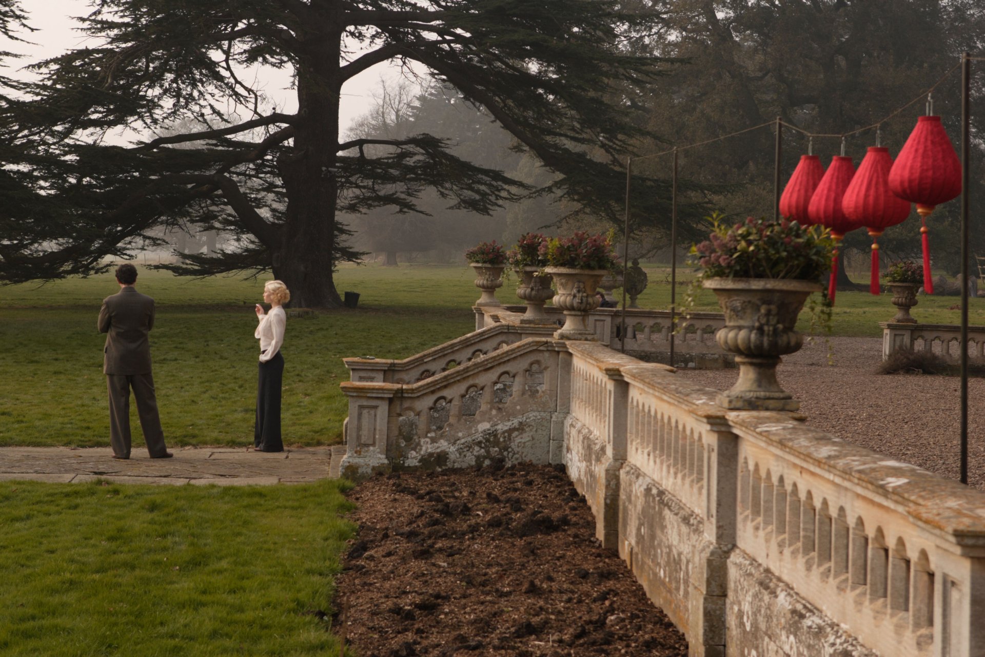 Download Jessica Biel Movie Easy Virtue HD Wallpaper