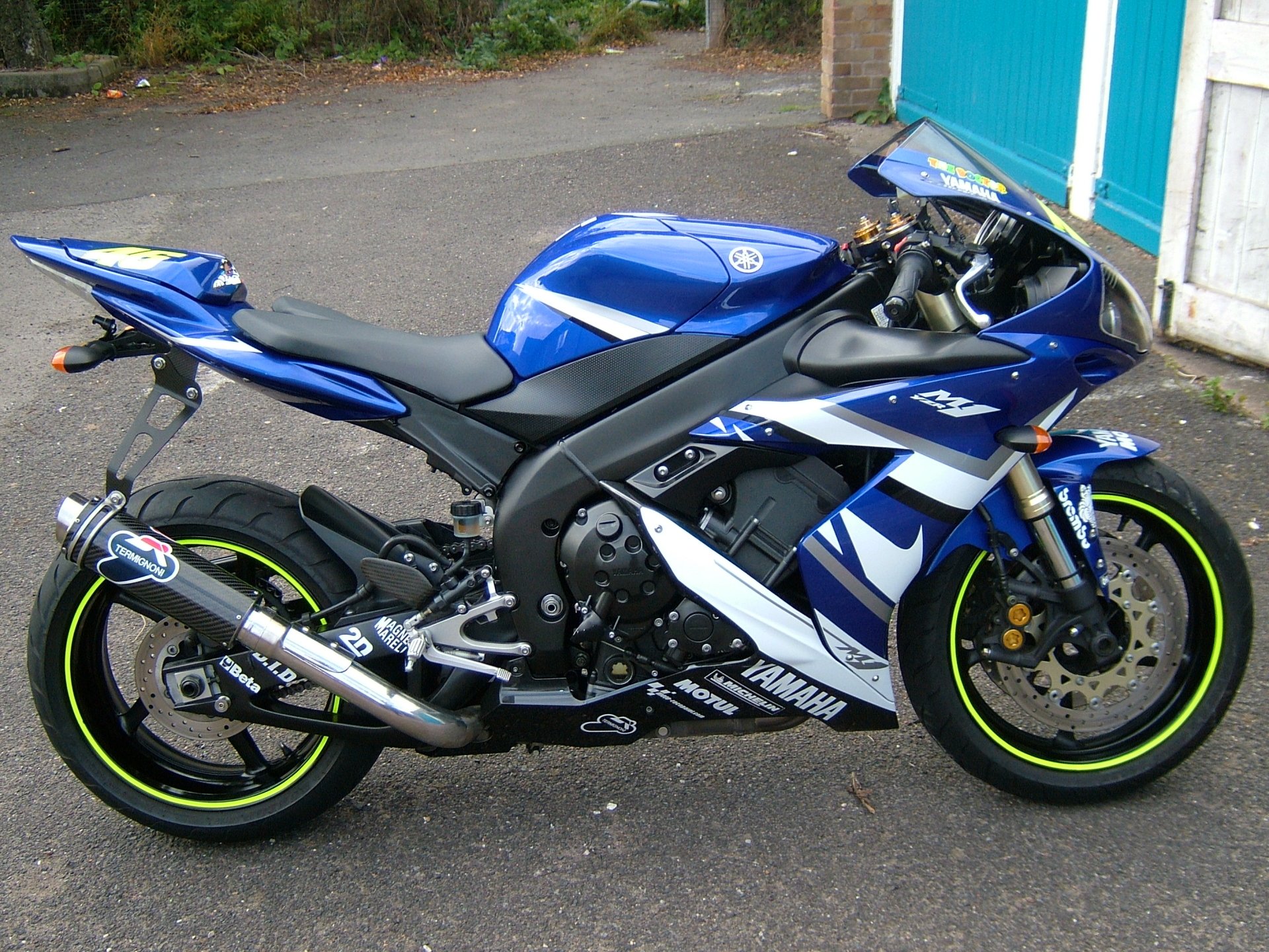 Download Vehicle Yamaha HD Wallpaper