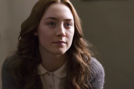 Celebrity Saoirse Ronan HD Desktop Wallpaper | Background Image