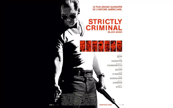 HD desktop wallpaper featuring Johnny Depp in a striking black and white poster for the movie Black Mass, titled Strictly Criminal.