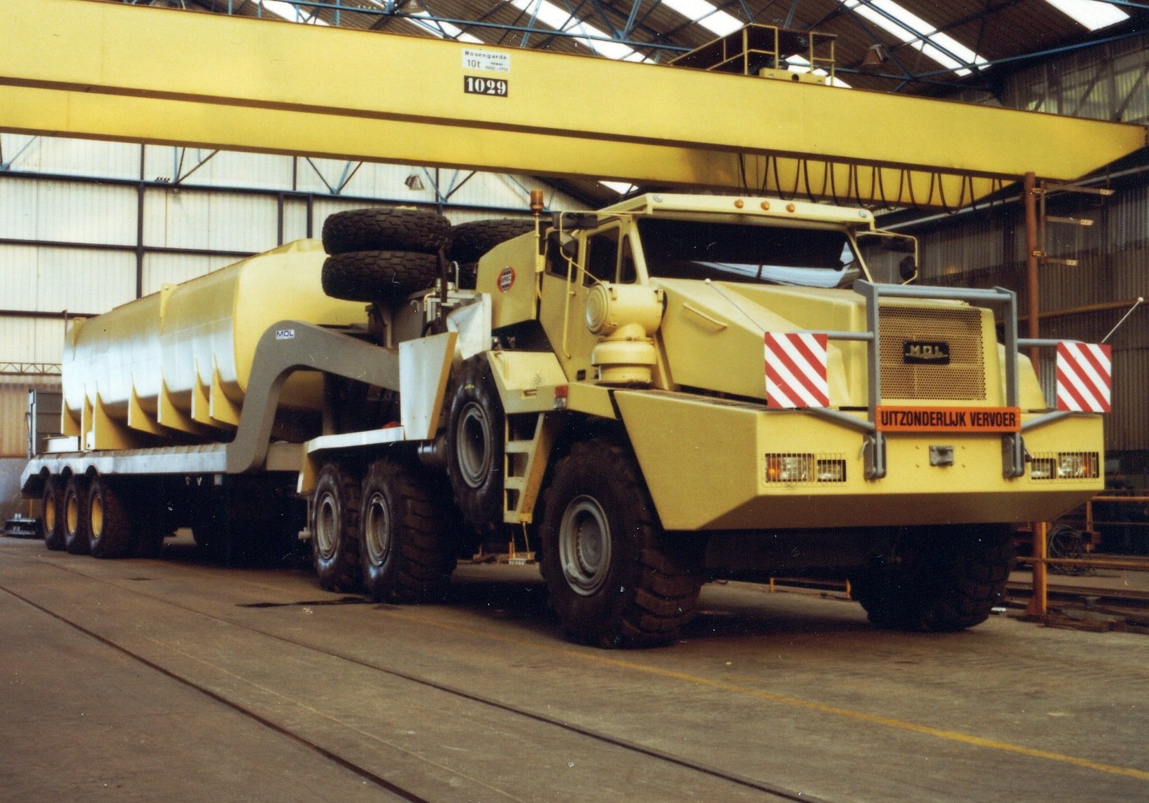 Download Vehicle MOL Wallpaper