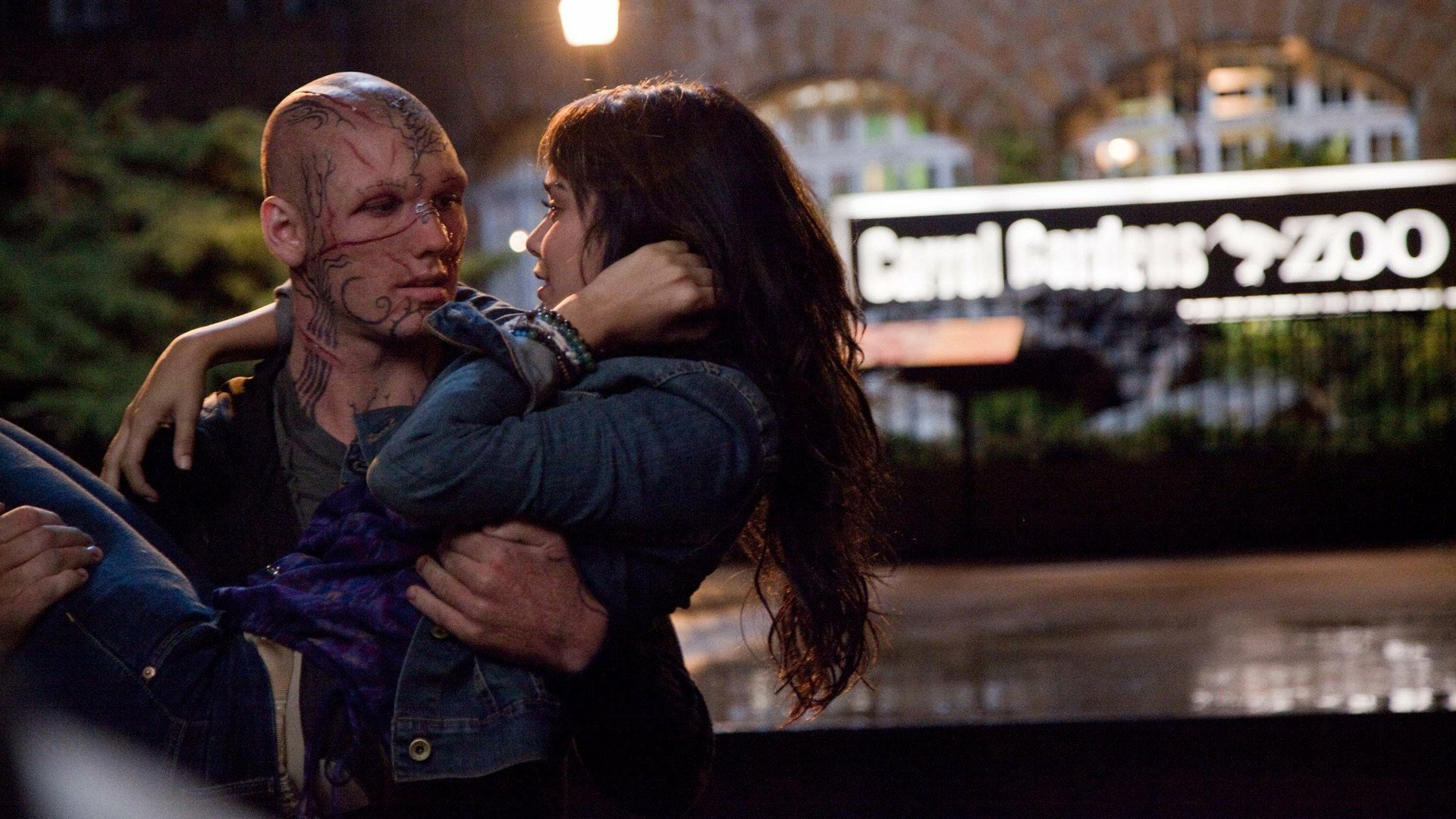 Download Vanessa Hudgens Lex Pettyfer Movie Beastly HD Wallpaper