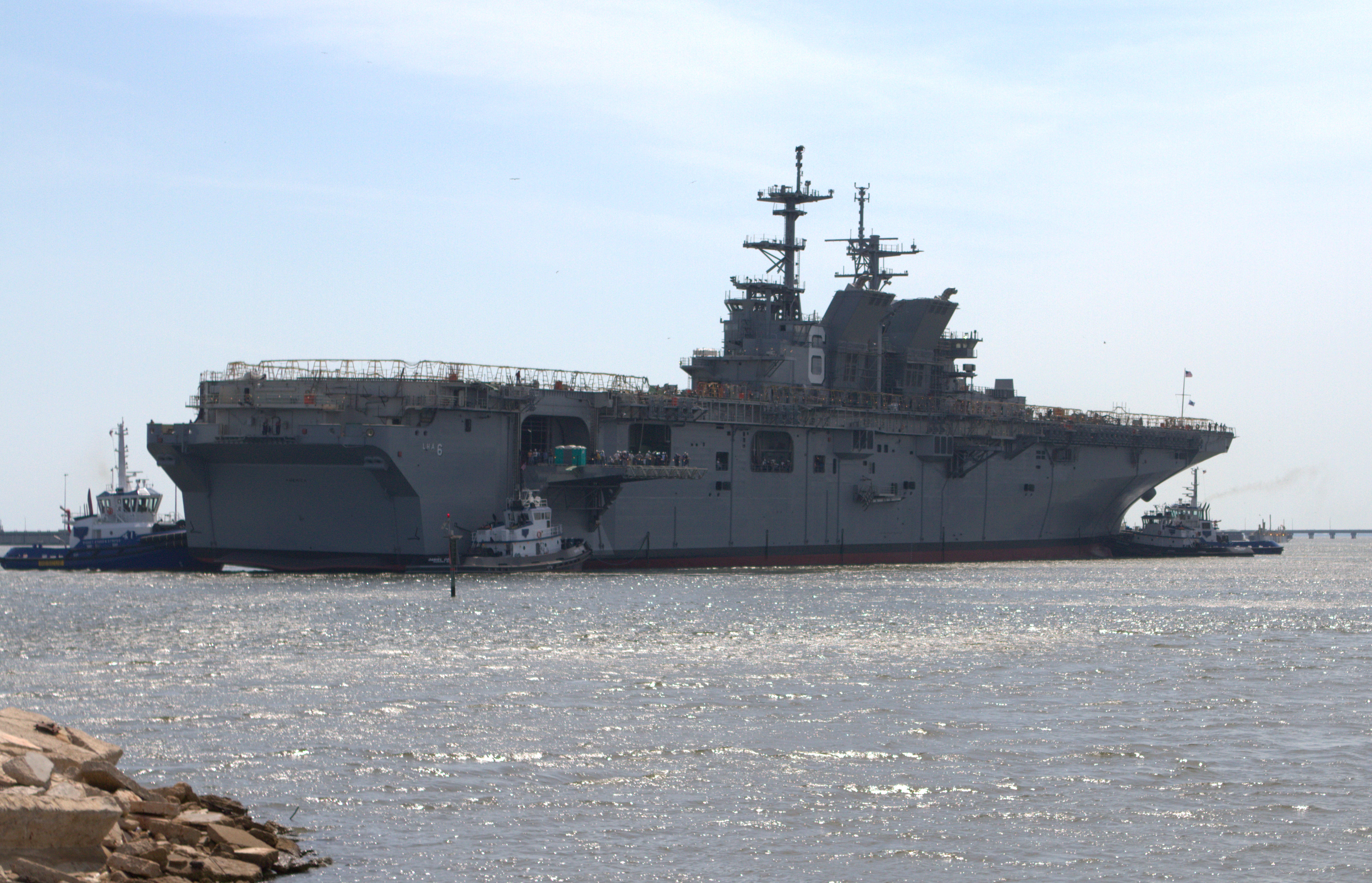 Military USS America (LHA-6) HD Wallpaper | Background Image