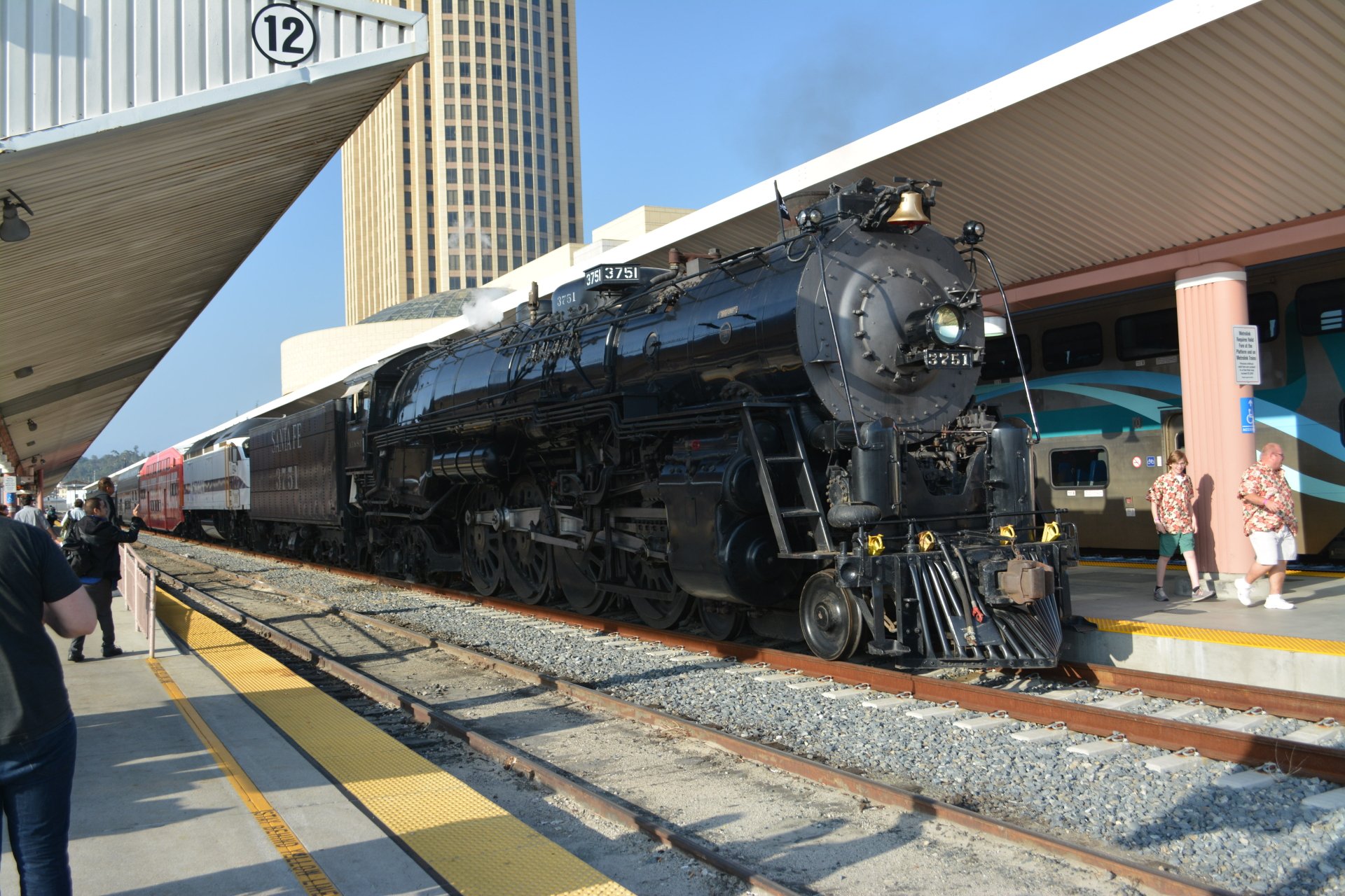 Download Vehicle Train 4k Ultra HD Wallpaper