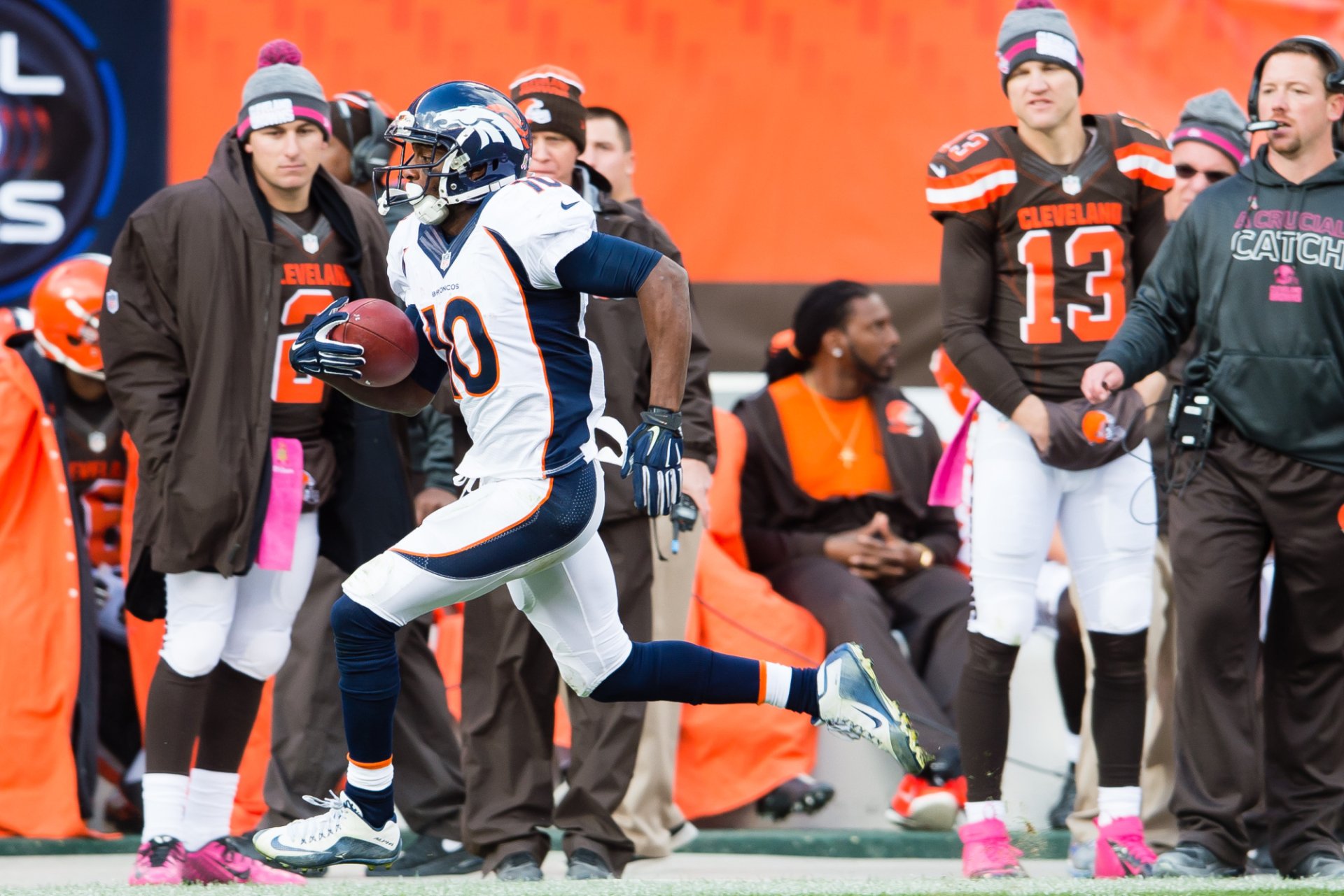 Download Denver Broncos Sports HD Wallpaper